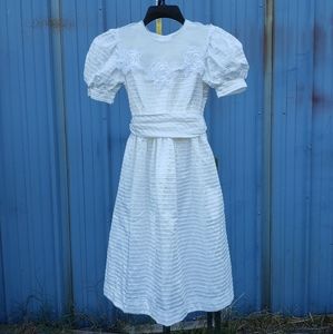 Jinelle Vintage White Formal Big Girls Dress 14